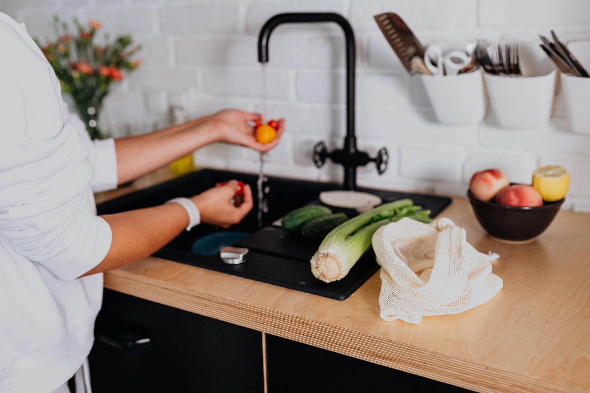 The Right Way to Wash Fruits and Vegetables